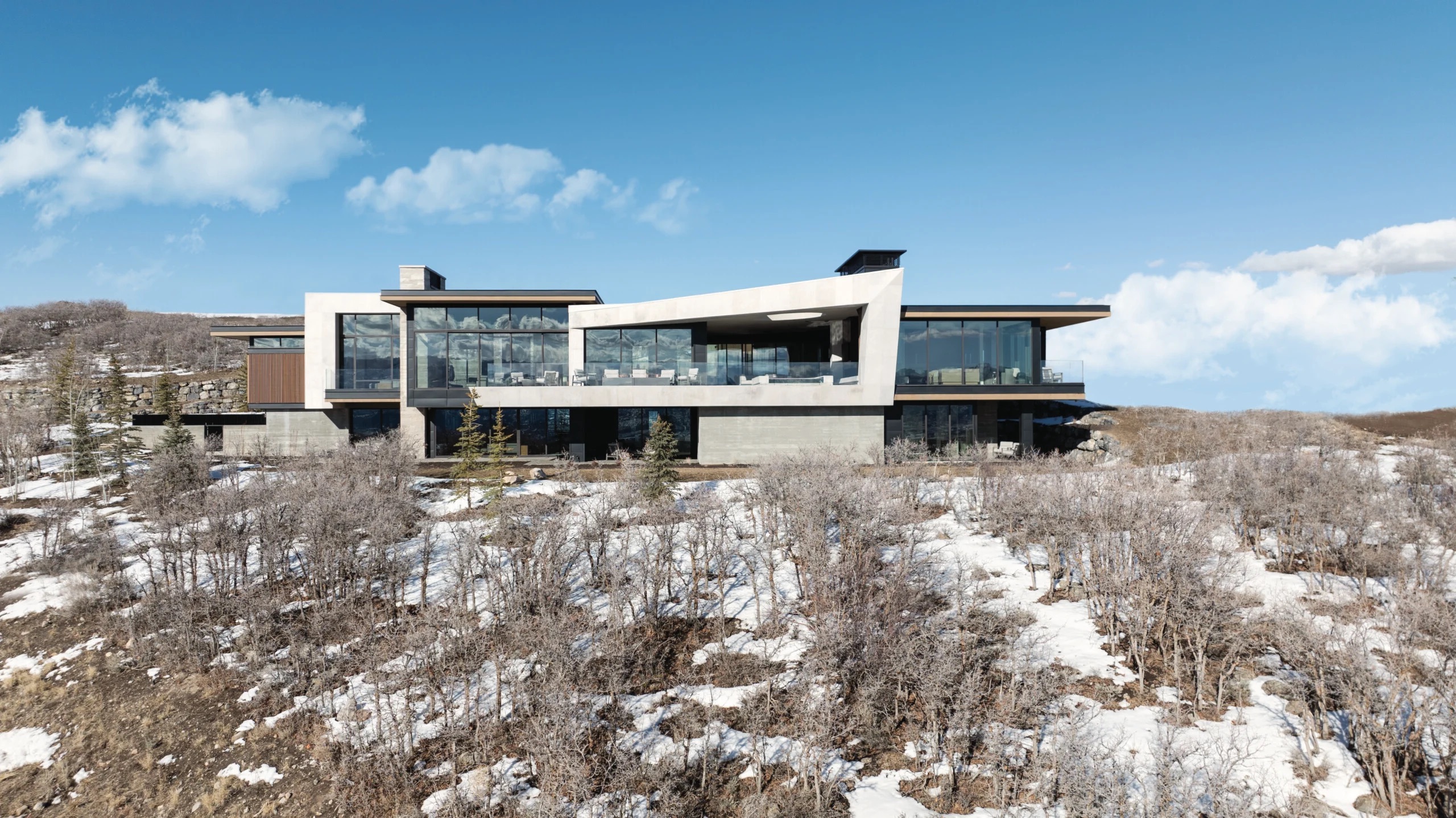 Light, Space, and Serenity: A Masterpiece of Modern Mountain Living ... - Mountain Apartments With Energy Efficient Lighting