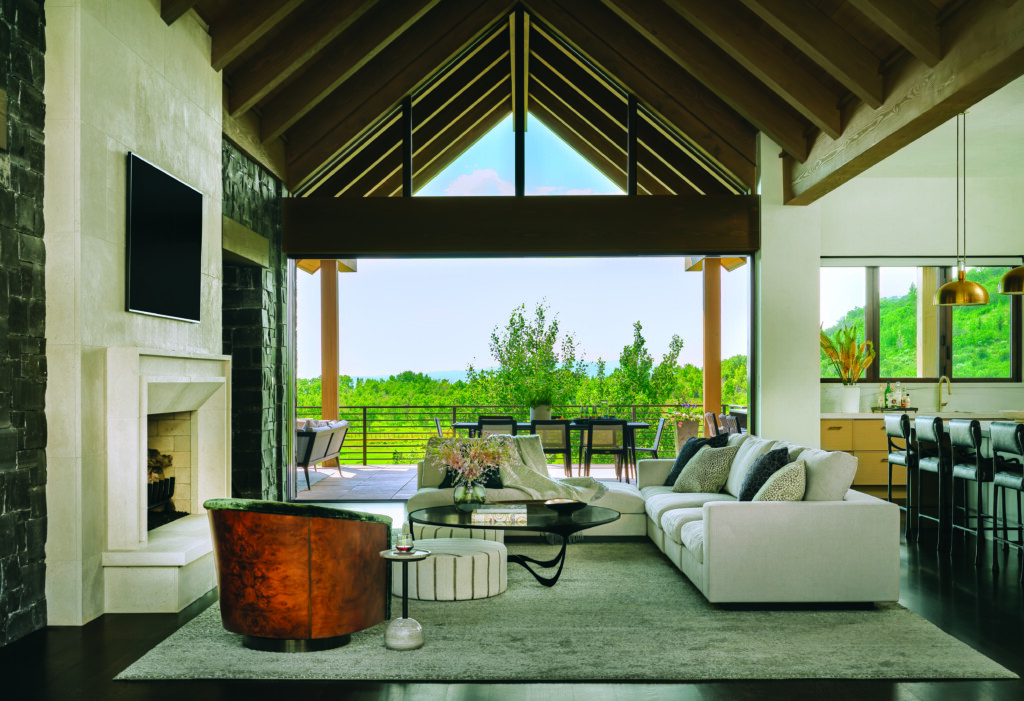 Steamboat Vert Arts Living