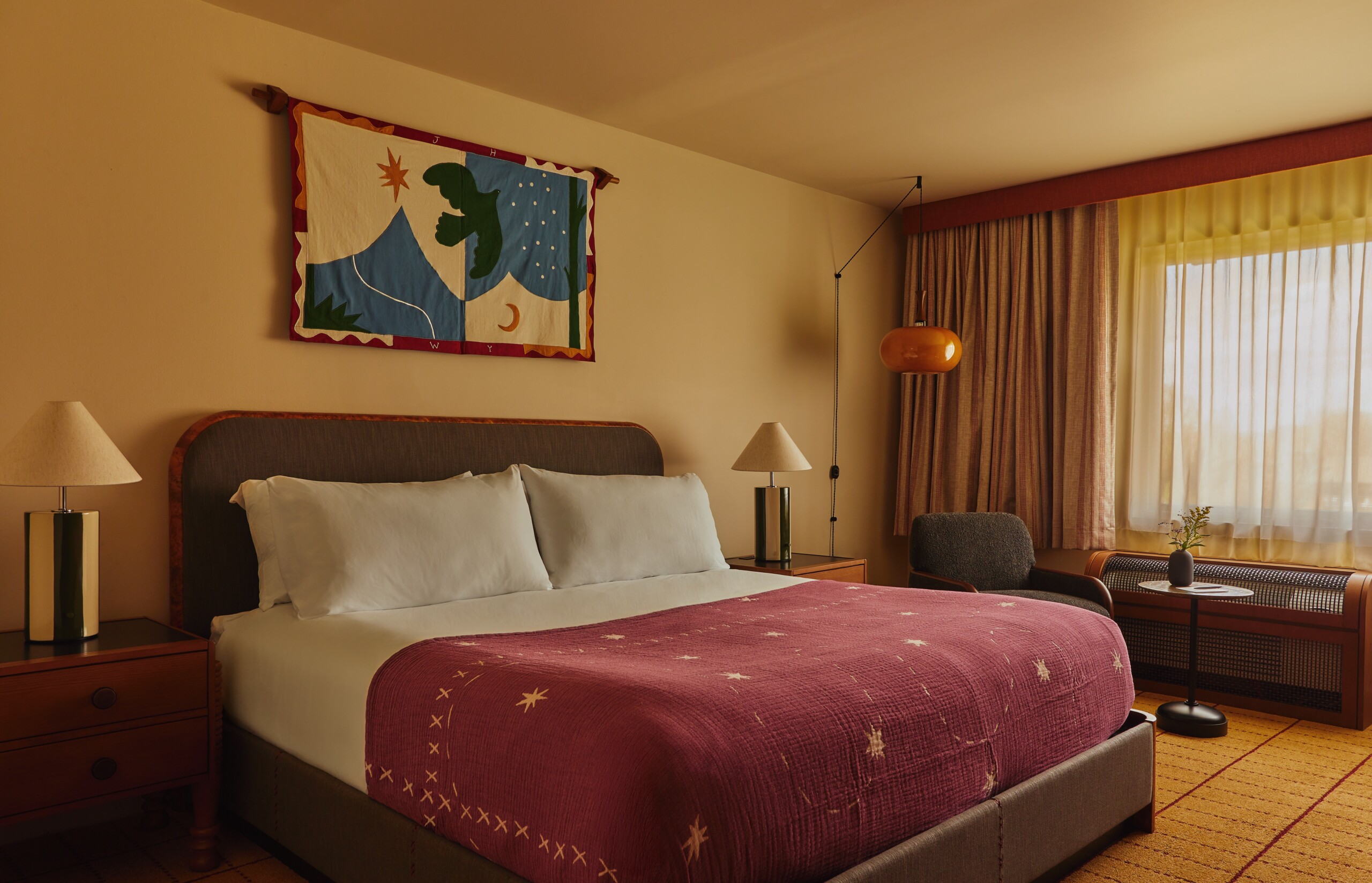 18 Trailborn Jackson Hole King Room Credit Christian Harder Courtesy Of Trailborn Hotels Resorts